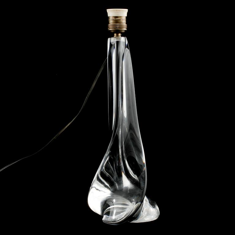 BORDSLAMPA, glas, St. Louis, Frankrike, 1900-talets mitt.