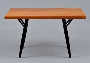 Ilmari Tapiovaara, A SIX PIECE SET OF FURNITURE.