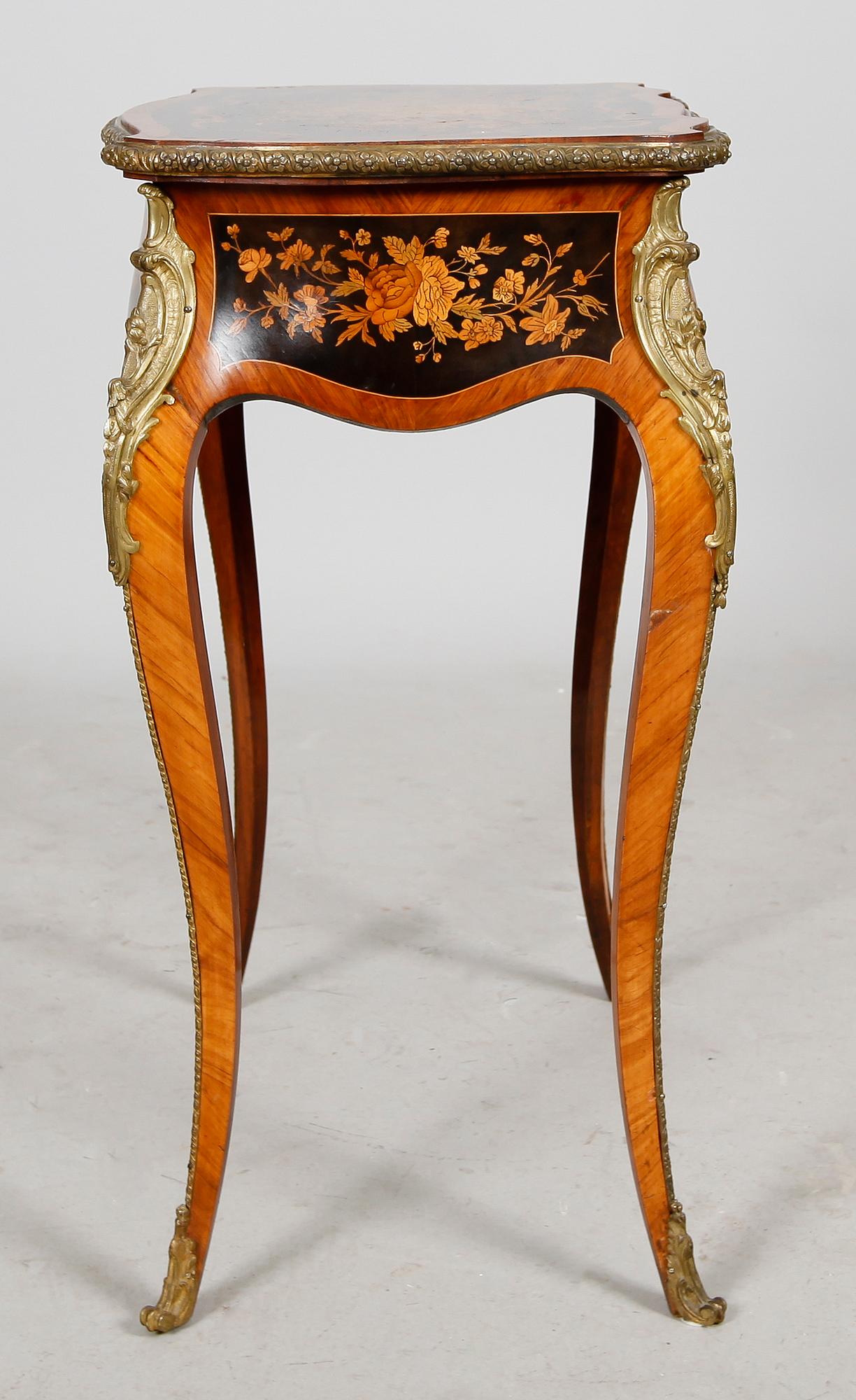 DAMARBETSBORD, 1800-talets andra hälft.