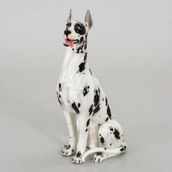 A FIGURIN DOG FROM THE SECOND HALF OF 20TH CENTURY.