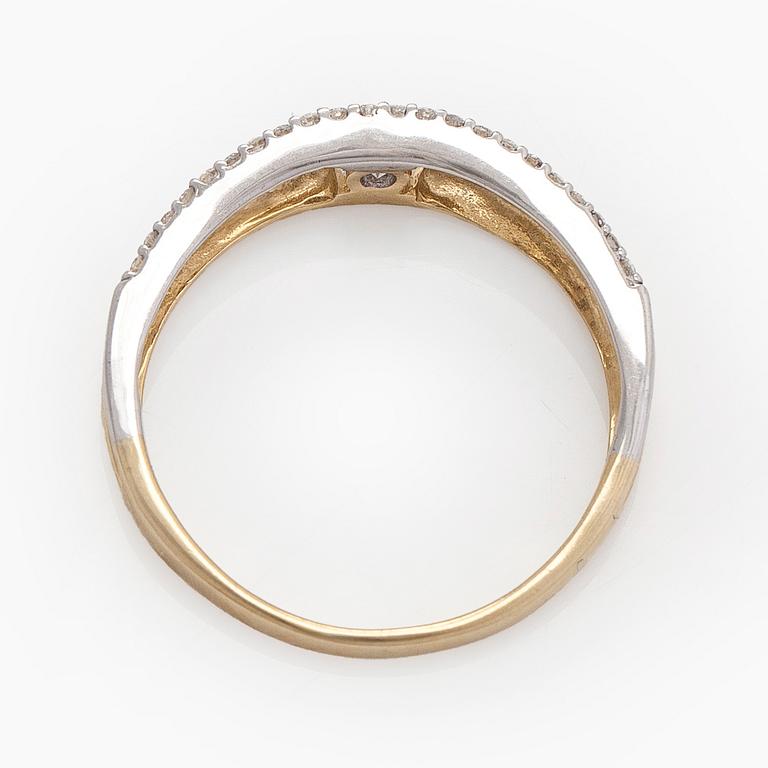 Ring, 14K guld och diamanter.