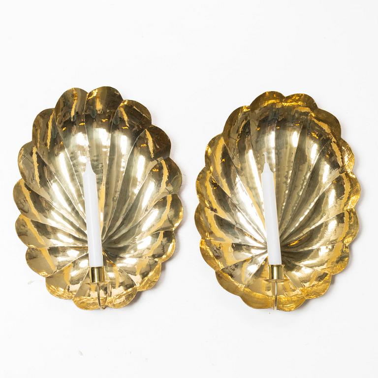 A pair of brass wall sconces, 20th century.