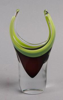 VAS, glas, "K-19" (ur Harlequin-serien), Paul Kedelv, Reijmyre Glasbruk.