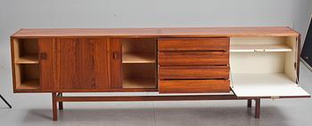 SIDEBOARD, "Grand", Nils Jonsson för Troeds industrier, Bjärnum.