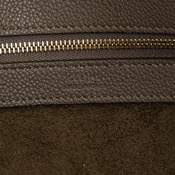 Céline, a 'Cabas Phantom Tote' bag.