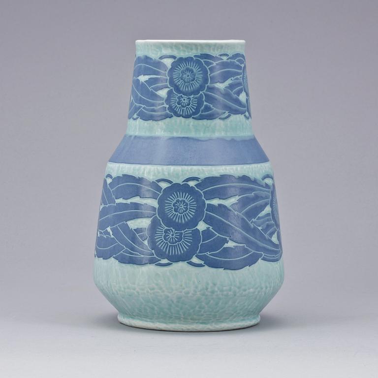 VAS, flintgods, Josef Ekberg, Gustavsberg, sign O dat 1931.