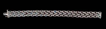 ARMBAND, sterlingsilver, vita och färgade topaser tot ca 28.00 ct.