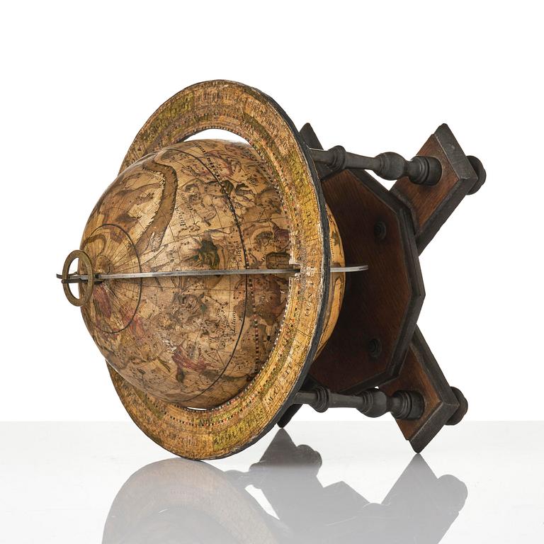 A celestial library globe by av Matthäus Seutter (Augsburg, 1678-1757).