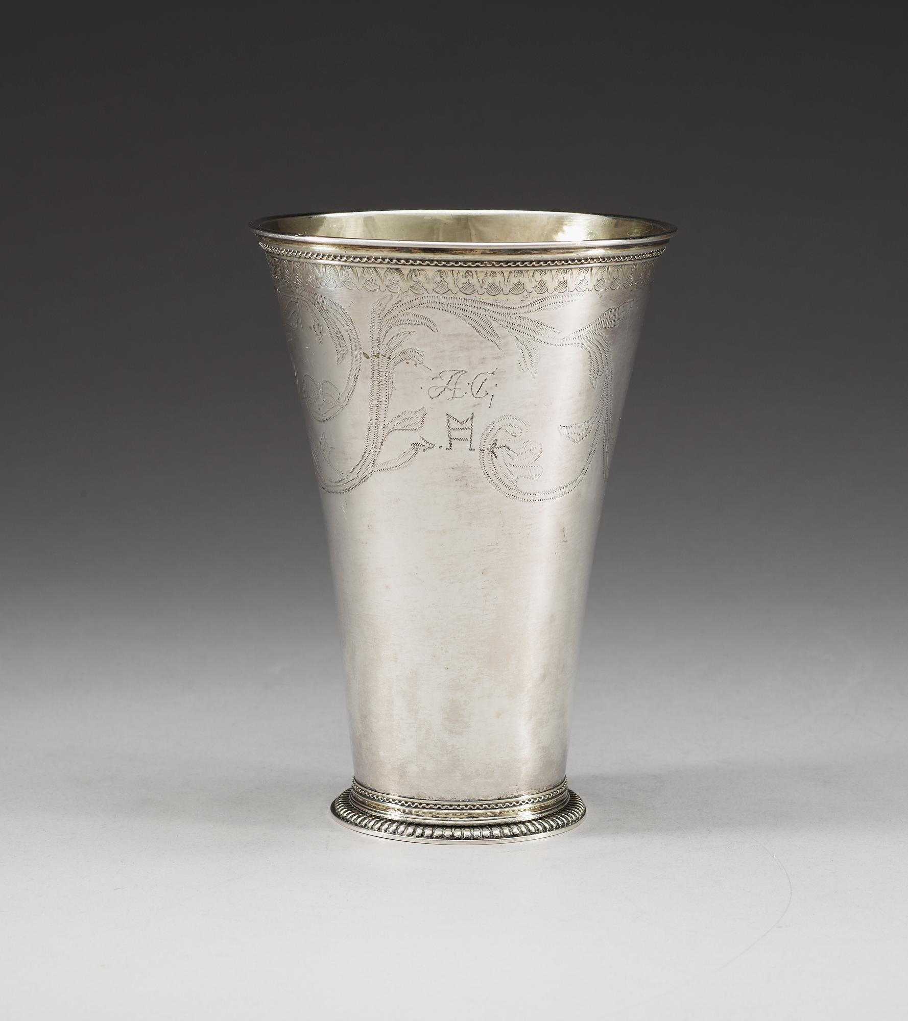 BÄGARE, av Jonas Ålander, Stockholm 1733. Vikt ca 412 gram.