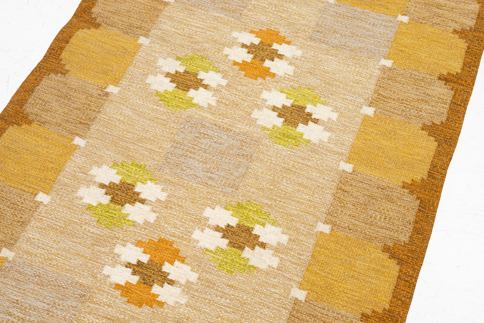 Ingegerd Silow, Rölakan rug signed IS, approx. 206 x 136 cm.