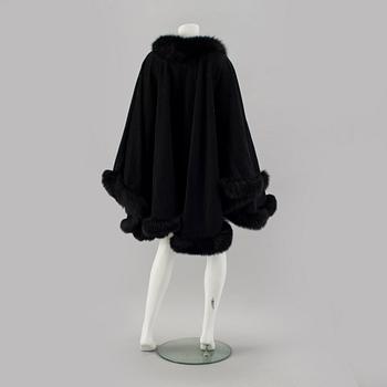 A cape from HPI of Sweden.