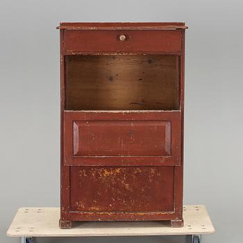 VEDLÅR, bär datering 1886.