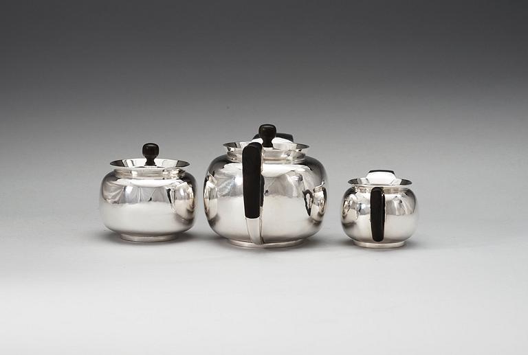 A Hans Hansen three pieces set of sterling tea service, Copenhagen 1930-36.