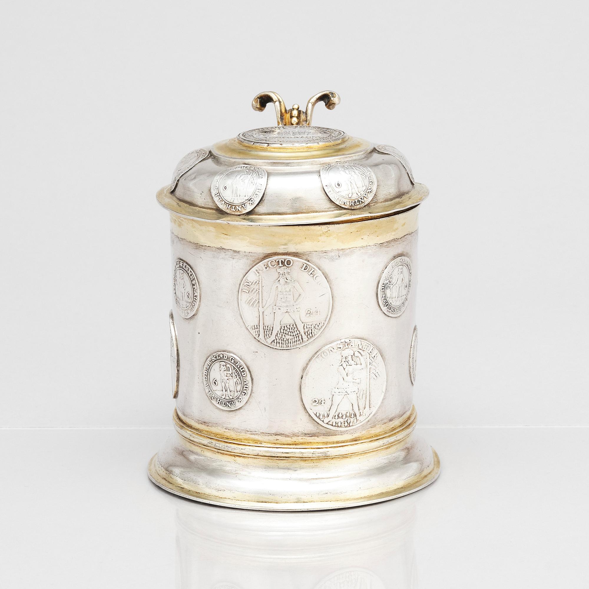 Andreas Junge I, dryckeskanna, delvis förgyllt silver, Königsberg, möjligen 1736.