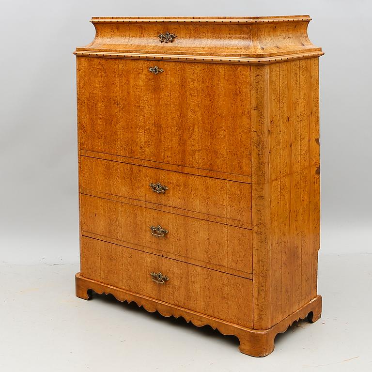 CHIFFONJÉ, 1800-talets mitt.
