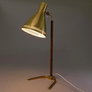 PAAVO TYNELL, bordslampa, modell 9224, Idman, 1900-talets mitt.