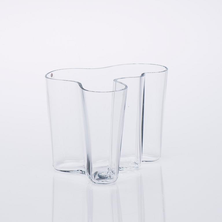 VAS, glas, "Savoy", märkt i botten Alvar Aalto. Iittala 1970/80-tal.