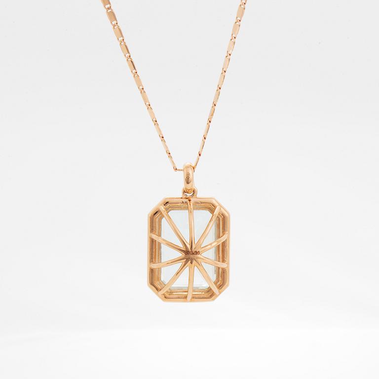 Emerald-cut aquamarine and brilliant-cut diamond necklace.