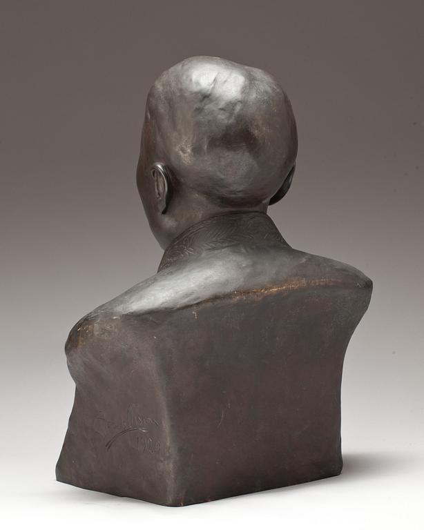 ANDERS OLSON, skulptur, brons. Signerad och daterad 1920.