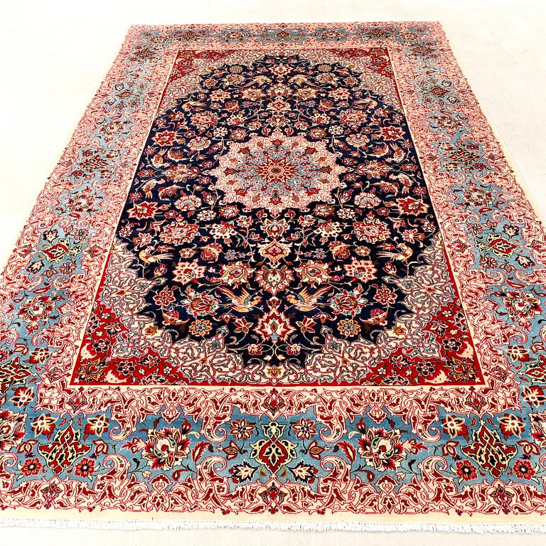 Najafabad Rug, old, 316x210 cm.