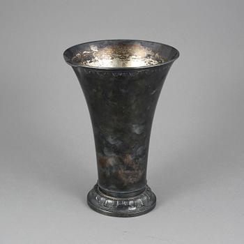 BÄGARE, silver, GAB, Stockholm, 1924. Vikt ca 587 gram.