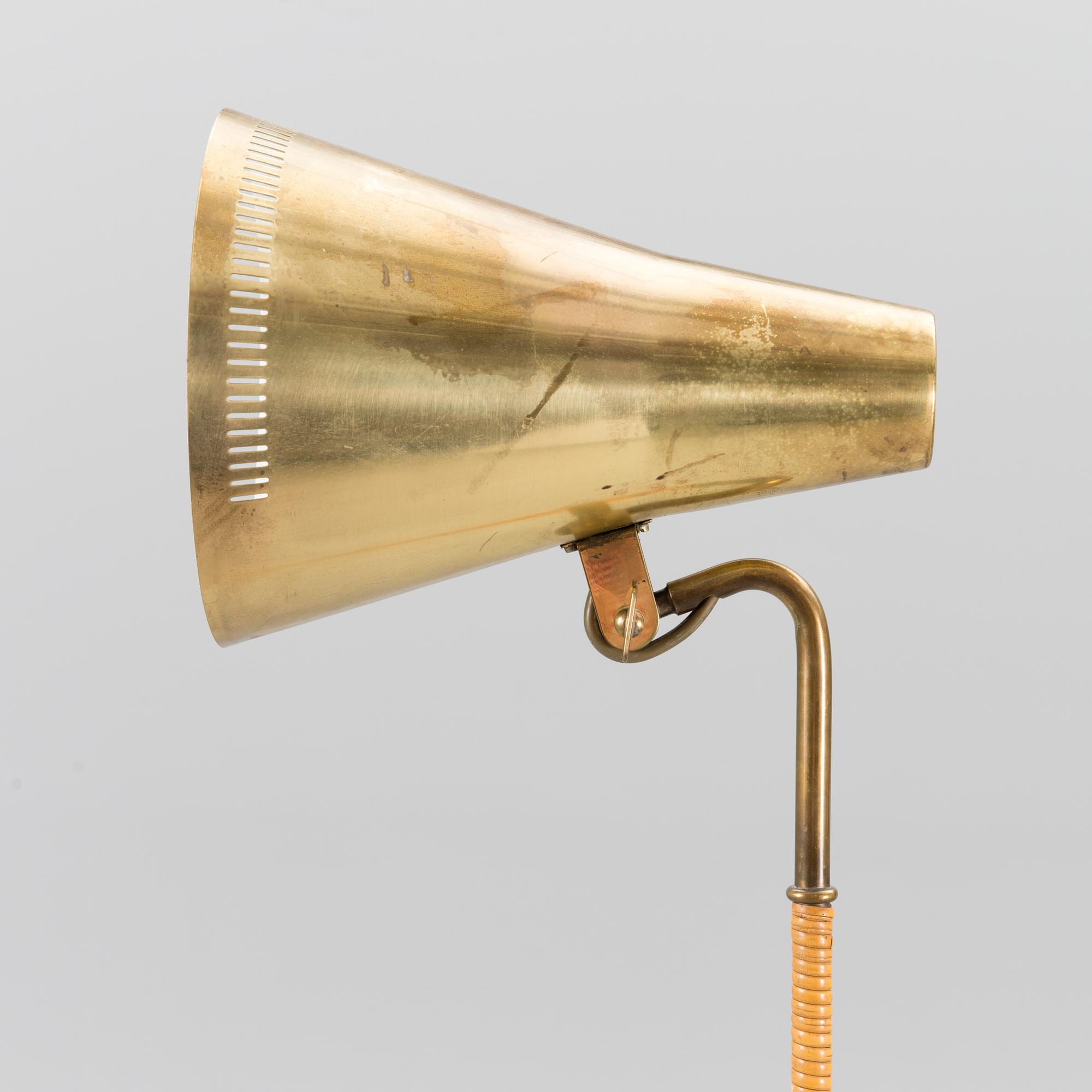 PAAVO TYNELL, golvlampa, modell 9628, Taito, 1900-talets mitt.