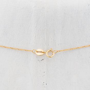 Necklace of 14K and 18K gold with a cultured pearl.