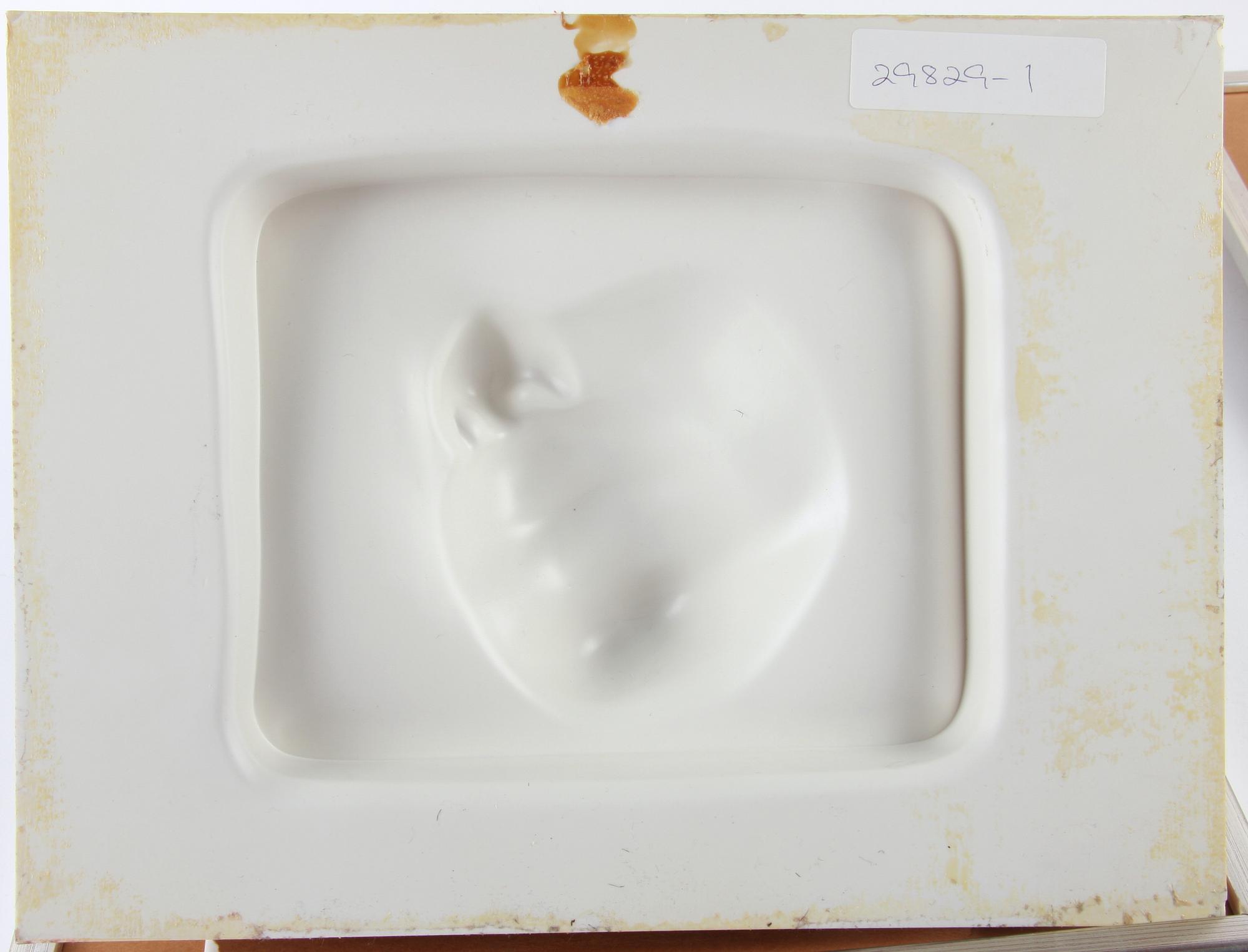 BÄCKSTRÖM, BARBRO. Reliefer, 3 st, plast, sign o dat 1973.