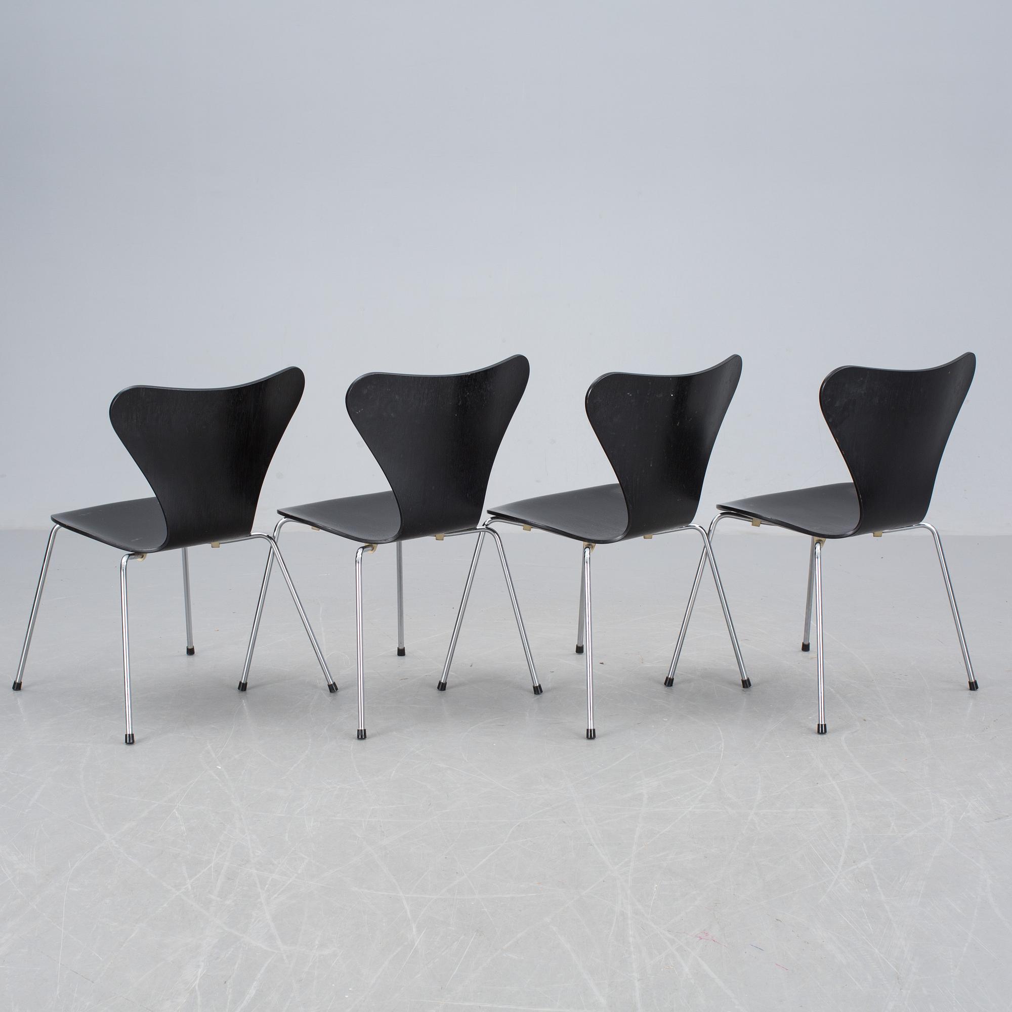 STOLAR, 4 st, "Sjuan", Arne Jacobsen, Fritz Hansen.