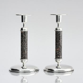 Henrik Ingemansson, a pair of sterling silver and Älvdal porphyry candelsticks, Ingemansson's Smithy, Stockholm, 2002.