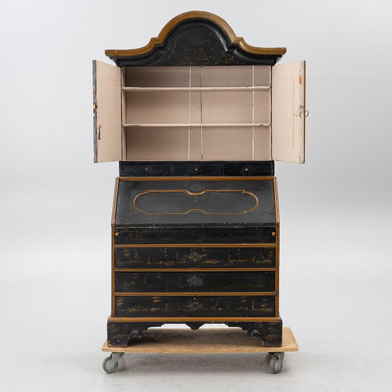 A writing cabinet, Norway, 18th/19th Century.