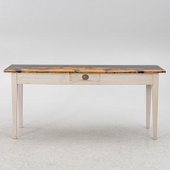 A 19th/20th century table.