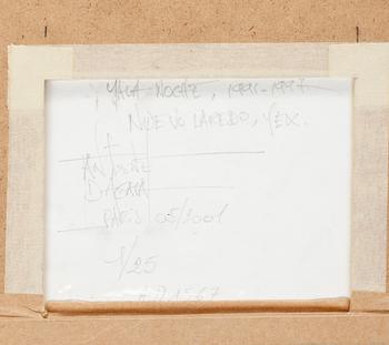 ANTOINE D'AGATA, Silvergelatinfotografi, sign och mumr 1/25 och dat Paris 05/2001 a tergo.