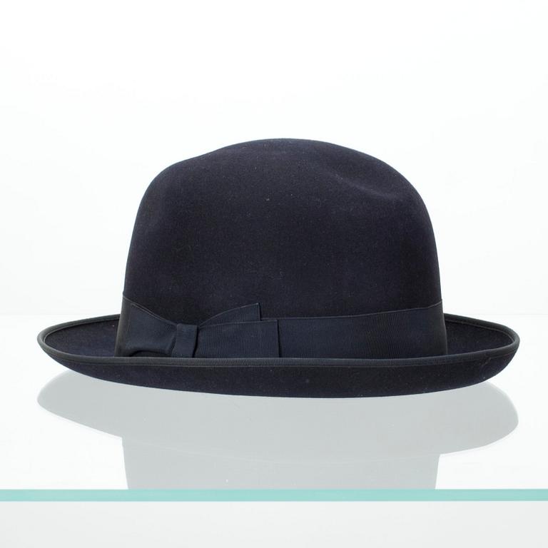 HATTAR, 3 st. BORSALINO och ASCOT.