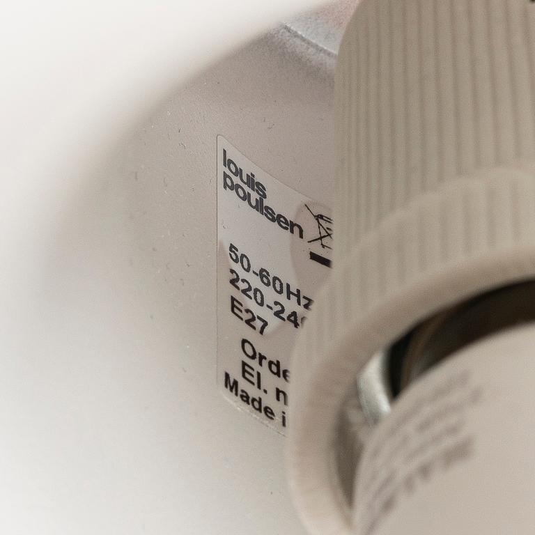 Poul Henningsen, taklampa, "PH-5", Louis Poulsen, Danmark.