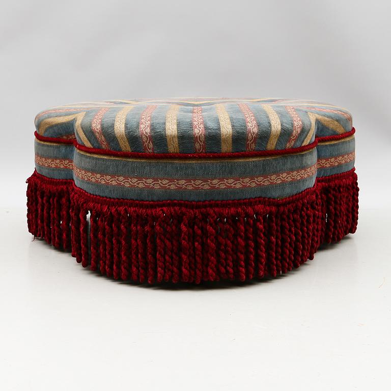 SITTPUFF, 1900-talets första hälft.