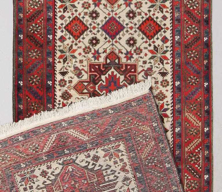 MATTA, orientalisk, galleri. Ca 102 x 460 cm.