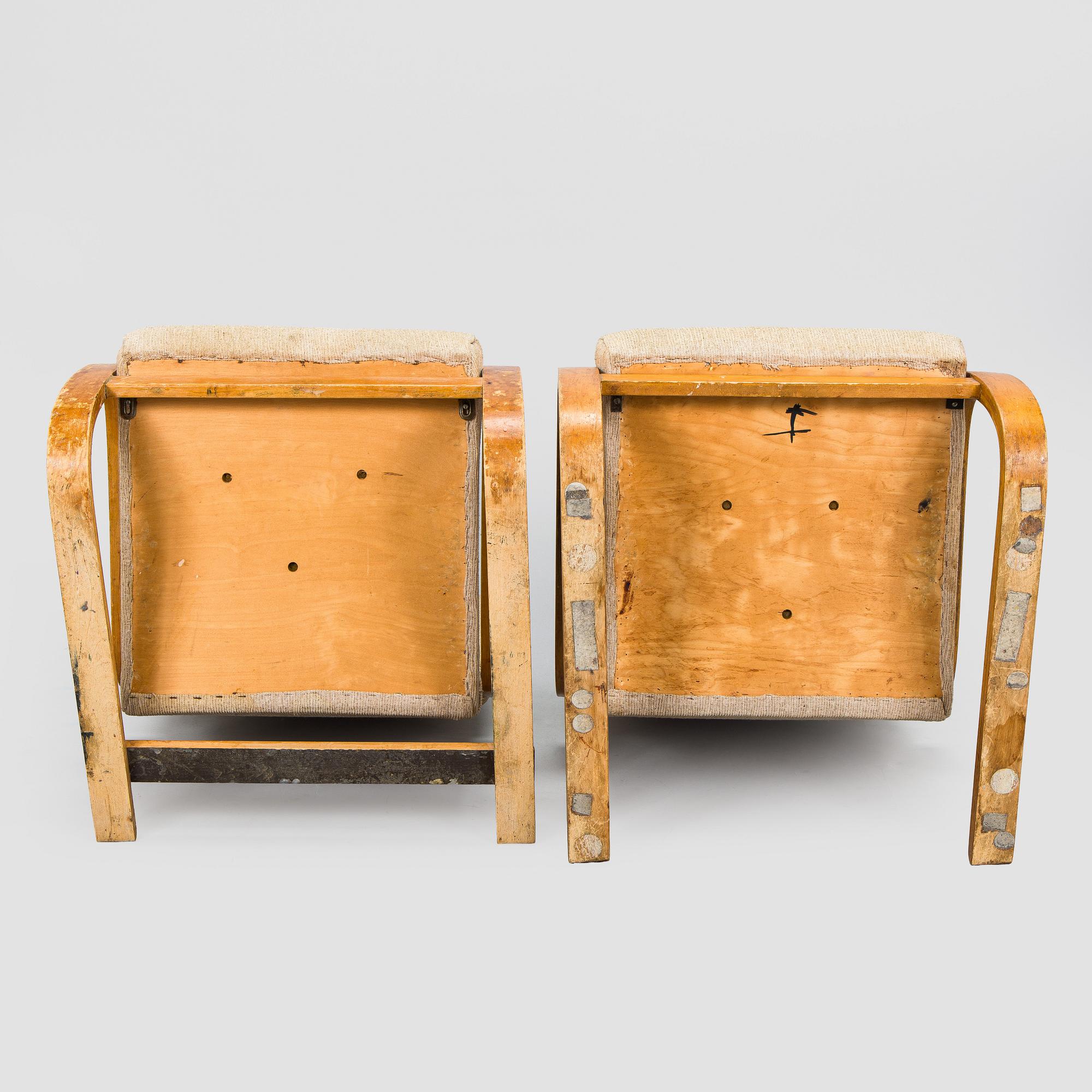 Alvar Aalto, Fåtöljer, 2 st, modell A35 och A36 O.Y. Huonekalu- ja Rakennustyötehdas A.B. 1940/1950-tal.