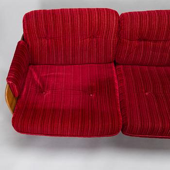 Maija Ruoslahti, a sofa 'Euroform' manufactured by Sopenkorpi. Designed 1967.
