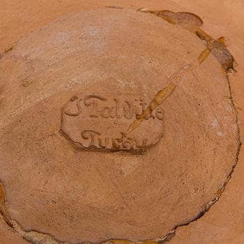 Santeri Salokivi, En grupp nakenmodeller med Urna, 2 st, samt urna från Konstnärens hem.