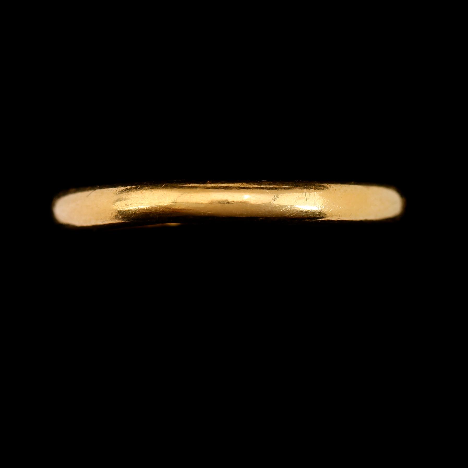 RINGAR, 3 st, 23K guld, svenska stämplar. Total vikt ca 19 g.