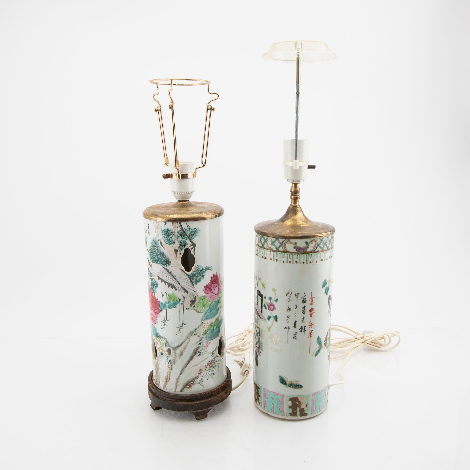 A set of two Chinese porcelain table lamps 19th/20th century.