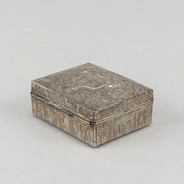 A metal box with cover, 20th century.