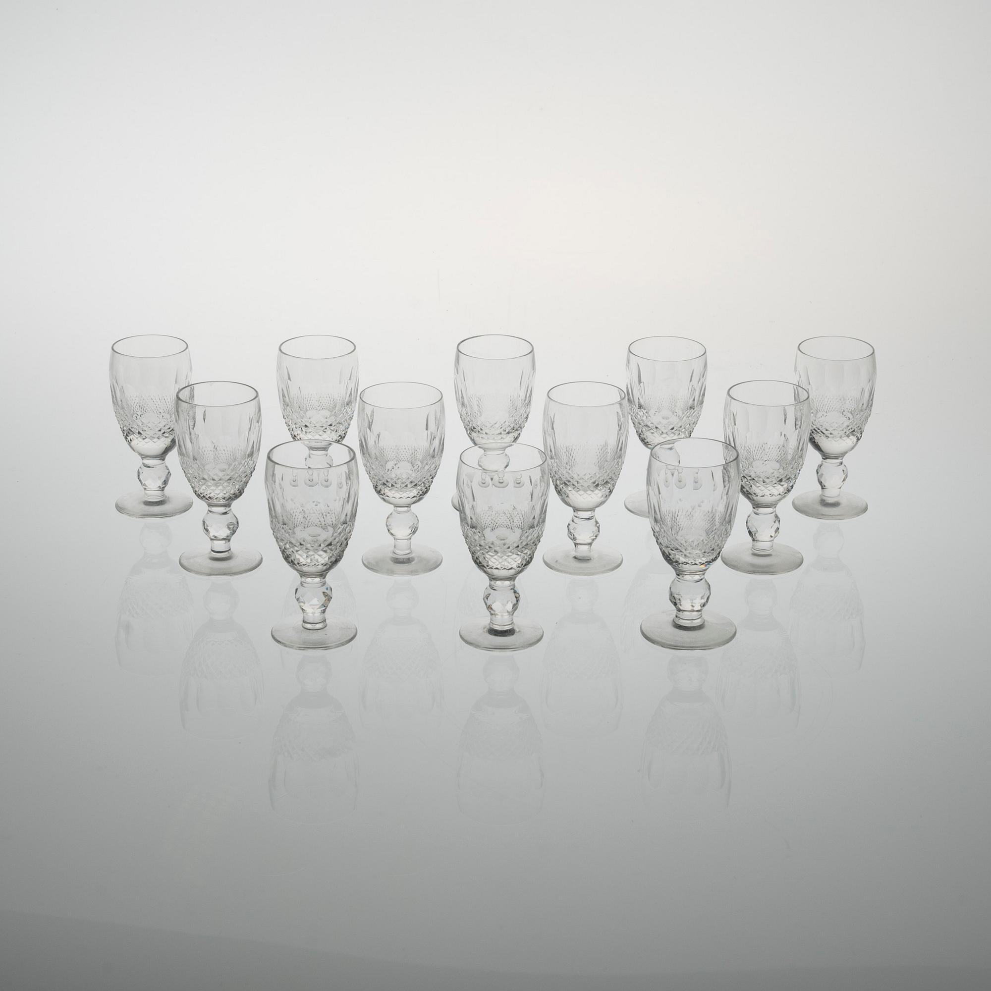 GLASSERVIS, 46 delar, 1900-talets senare hälft.