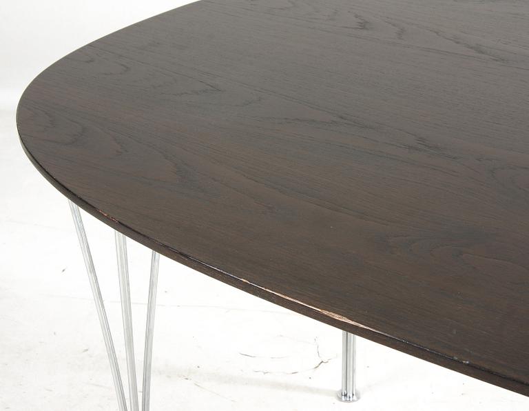 BORD, "Superellips", Bruno Mathsson & Piet Hein, Fritz Hansen, Danmark.