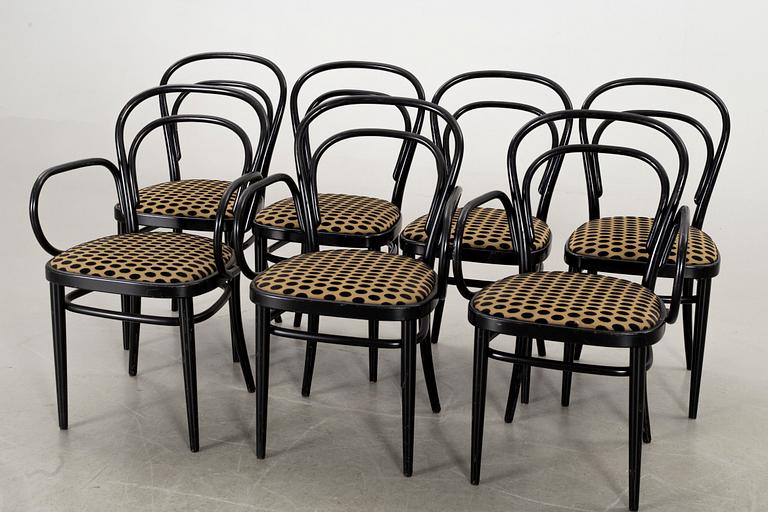 A SET OF 4 THONET CHAIRS AND 3 ARMCHAIRS.