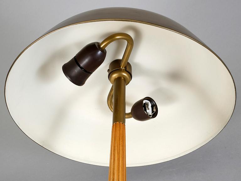 BORDSLAMPA, omkring 1900-talets mitt.