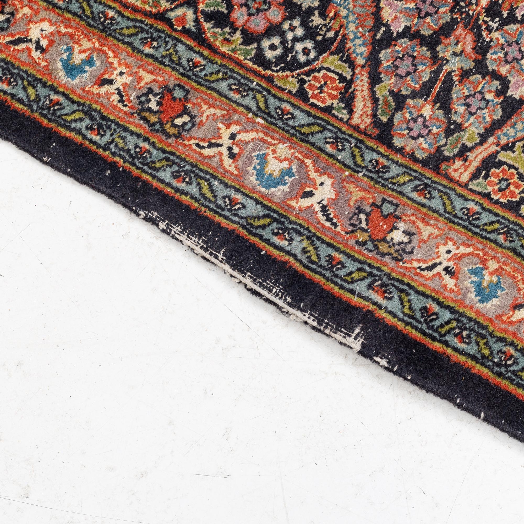 Matta, orientalisk, ca 310 x 214 cm.
