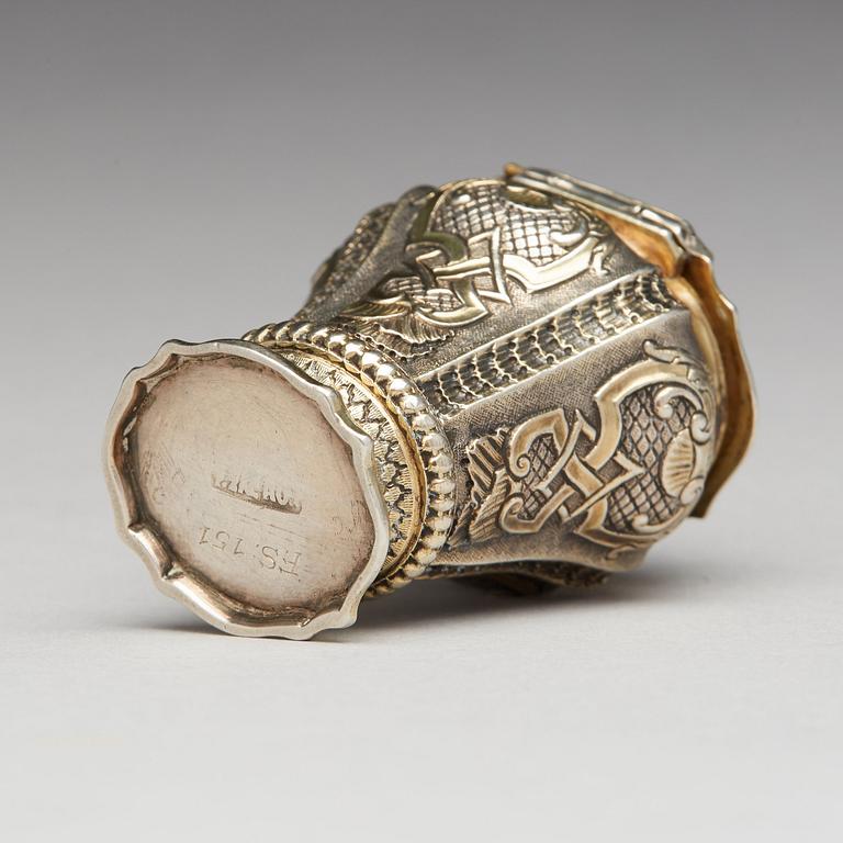 Paul G Zachun, luktdosa, silver, (verksam i Norrköping 1722-1753). Rokoko.