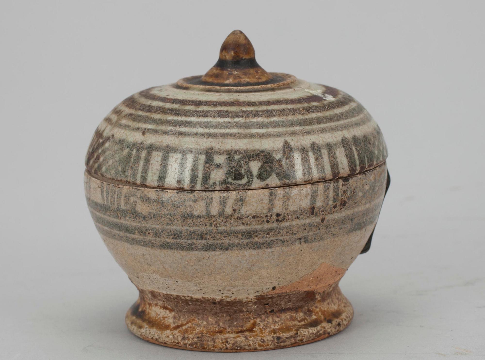 ASK MED LOCK, lergods, Thailand, Sawan Ka lok, 1400-tal.